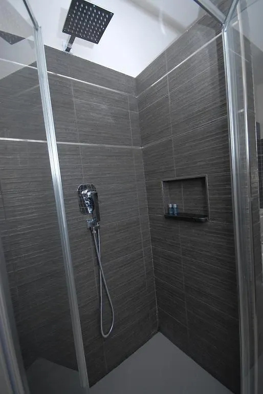 Rhome Moricca 5 Rome