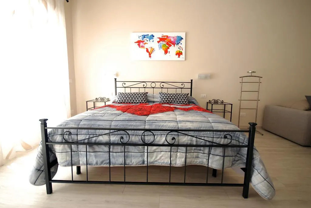 Rhome Moricca 5 Rome